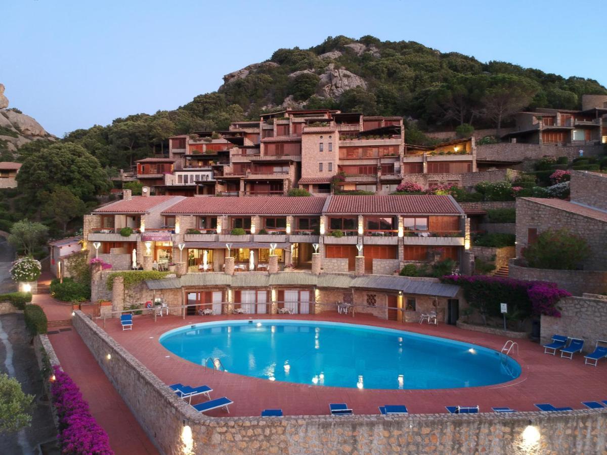 Hotel Olimpia Baja Sardinia Exteriör bild